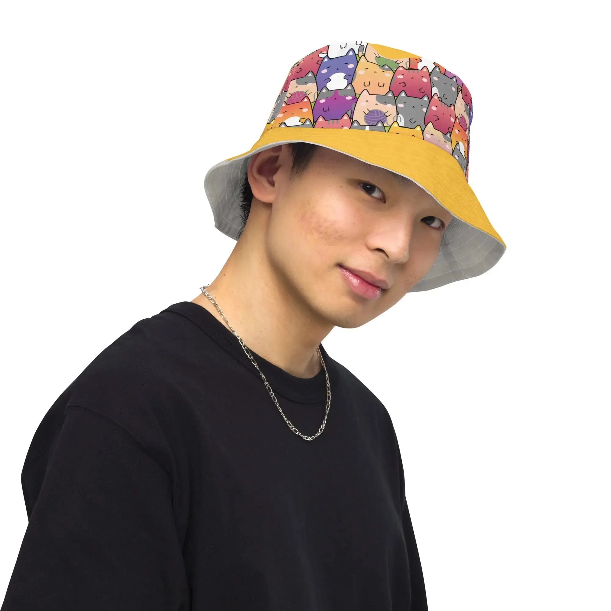 "Radiant Cats" - reversible Bucket Hat