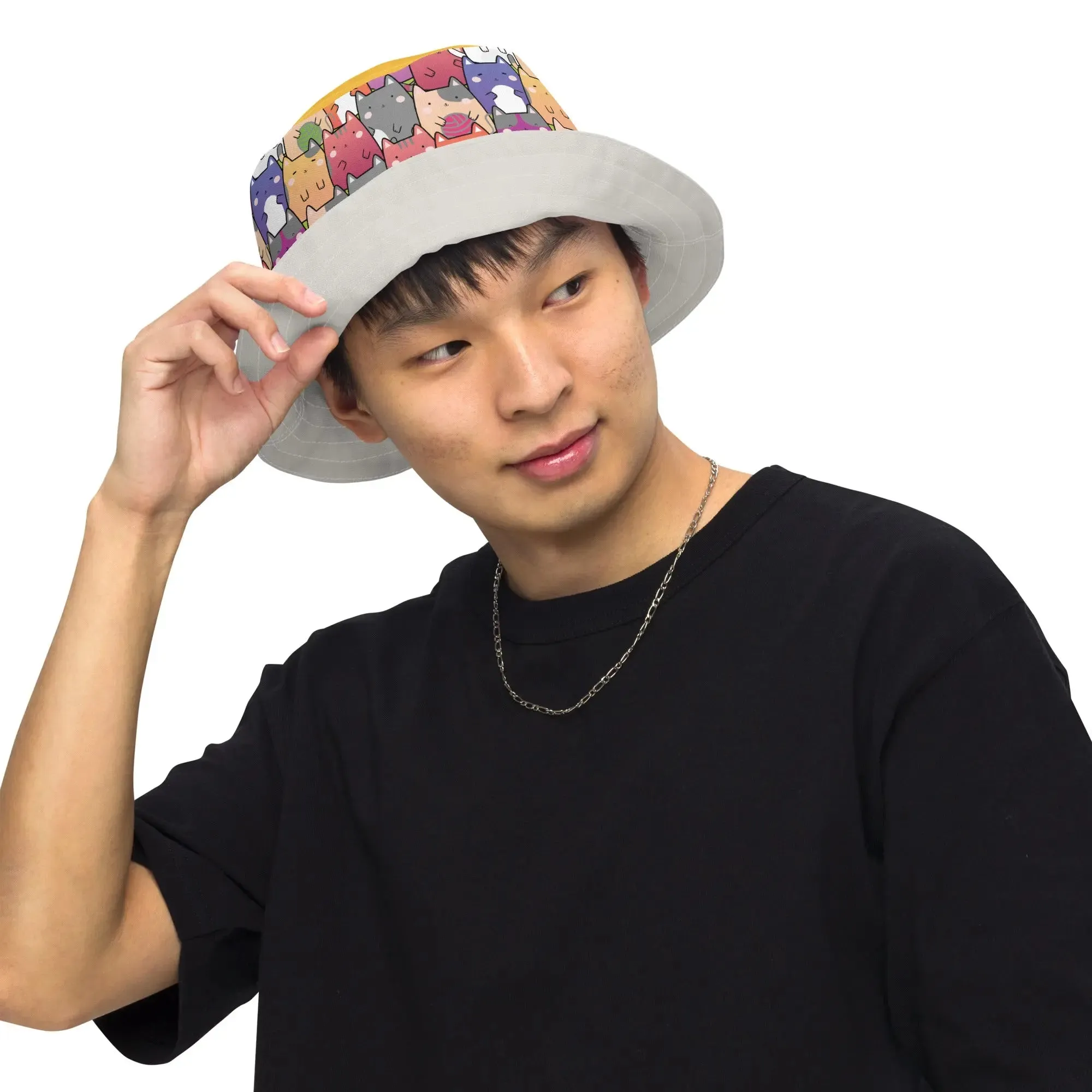 "Radiant Cats" - reversible Bucket Hat